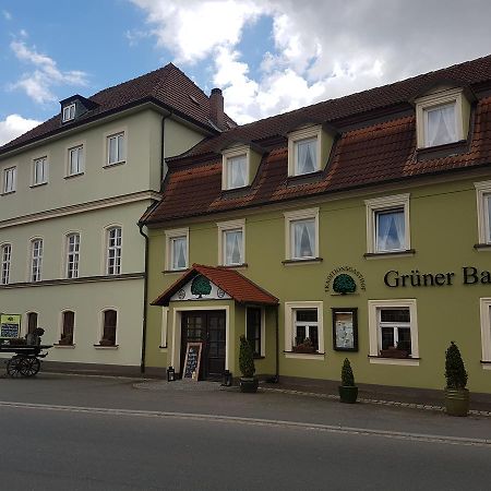 Traditionsgasthof Gruener Baum Bad Staffelstein Exterior foto